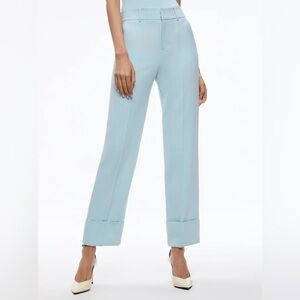 Alice + Olivia Ming Ankle Cropped Pants in Julep